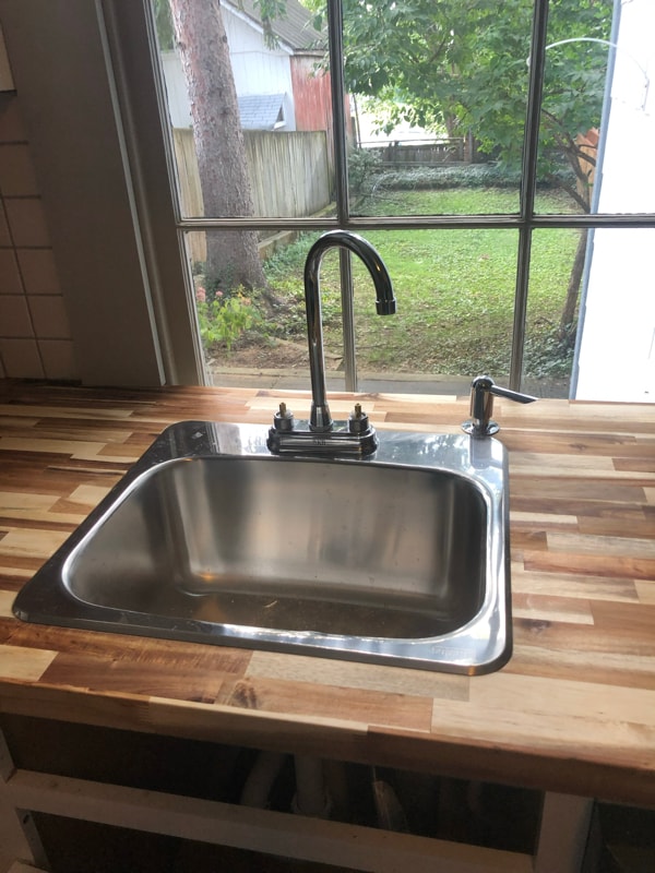 Foto del edificio - 229 S Market St