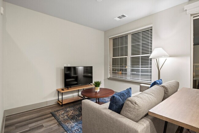 Foto del edificio - 2026 Clifton Ave