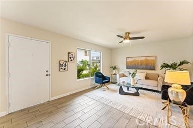 Foto del edificio - 5530 Ackerfield Ave