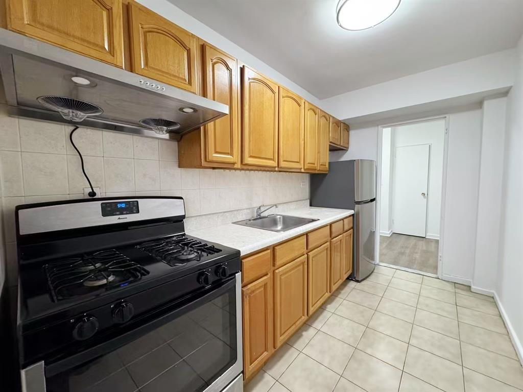 Foto principal - 144-50 38th Ave