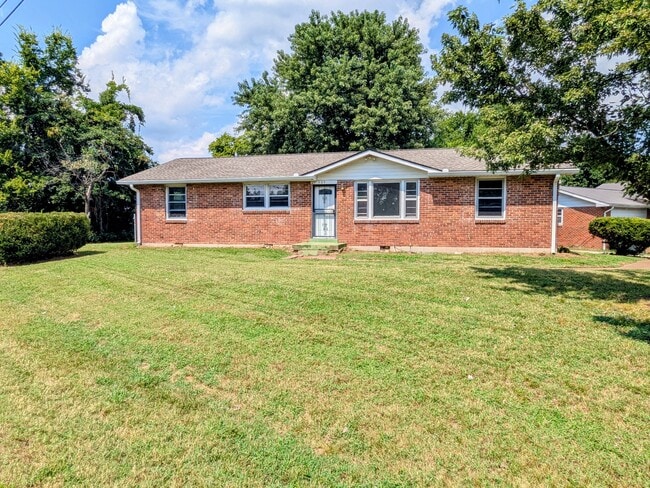 Photo - 339 Glenpark Dr House