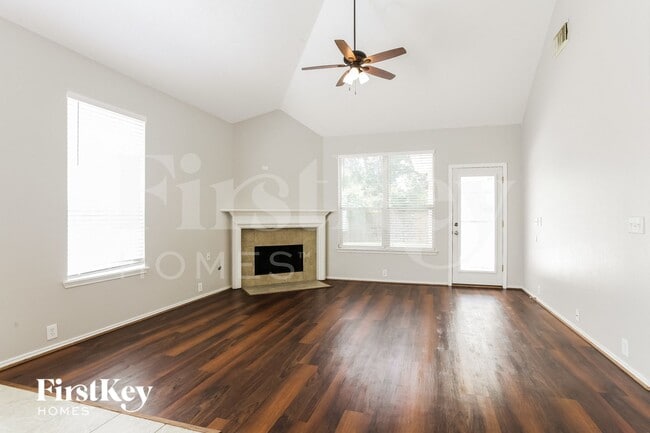 Foto del edificio - 12127 Wortham Landing Dr