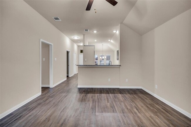 Building Photo - 6407 Hercules Ave