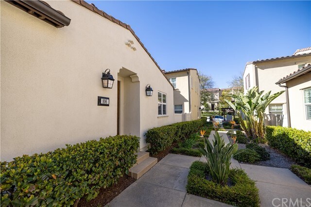 Building Photo - 896 Terrace Ln W
