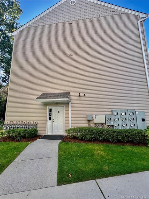 Building Photo - 17 Riverview Ct