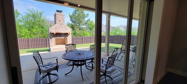 Foto del edificio - Gorgeous 3 Bedroom, 3 Bath Home Built in 2021- Madison, Alabama