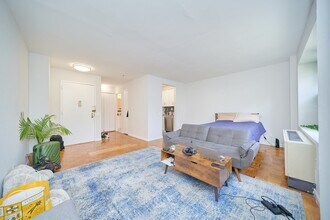 Building Photo - JUST LISTED HUGE STUDIO W/ PRIVATE BALCONY IN HELL’S KITCHEN