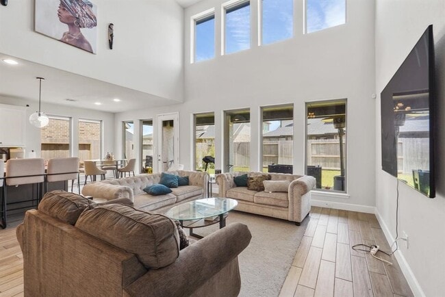 Foto del edificio - 5107 Albany Shores Ln