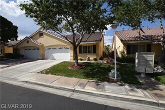 Building Photo - 6524 Sundown Heights Ave