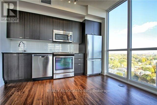Building Photo - 88-1588 Sheppard Ave E