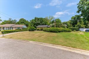 Building Photo - 3071 Westwood Rd