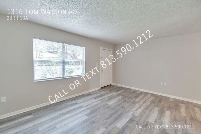 Foto del edificio - 1316 Tom Watson Rd