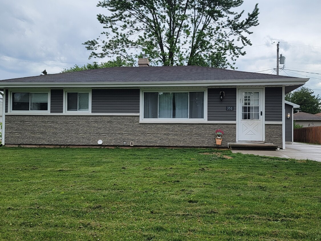 Foto principal - 351 Mark Ct