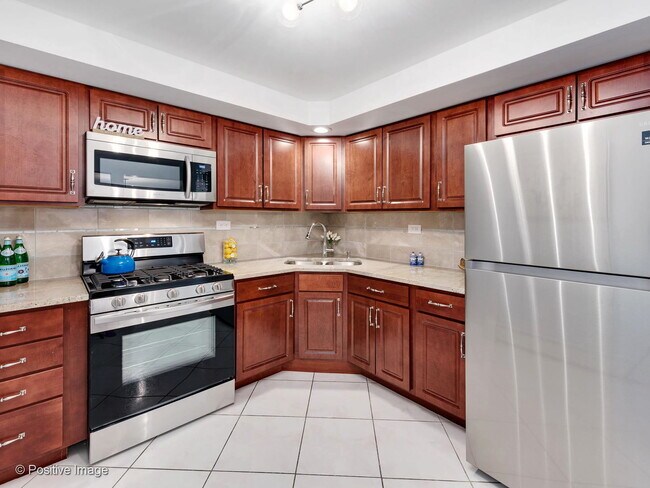 Foto del edificio - 5343 N Delphia Ave