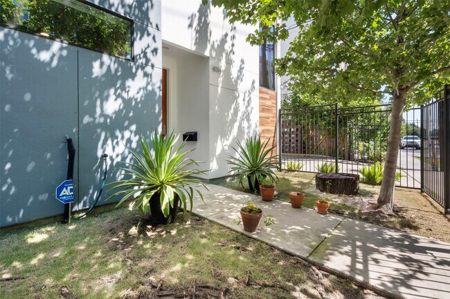 Foto del edificio - 4114 Feagan St