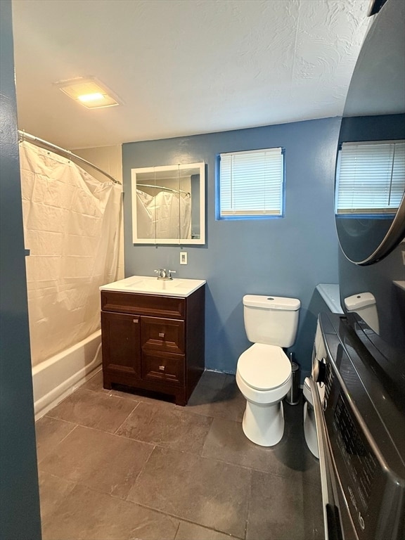 Building Photo - 139 Endicott St