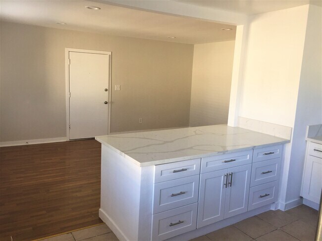 Foto del edificio - 12641 Vanowen St