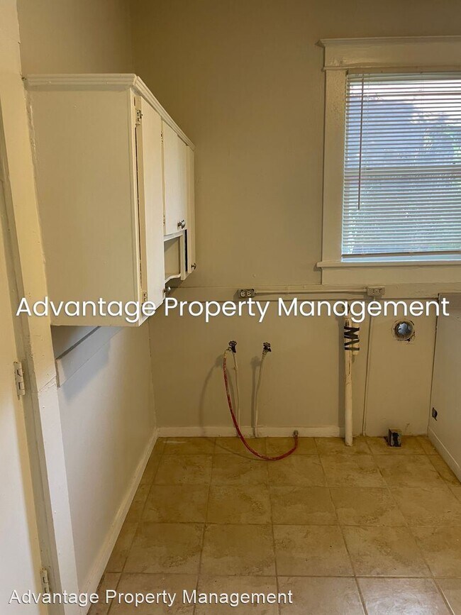 Foto del edificio - 2 br, 1 bath House - 1200 Greenwood St.