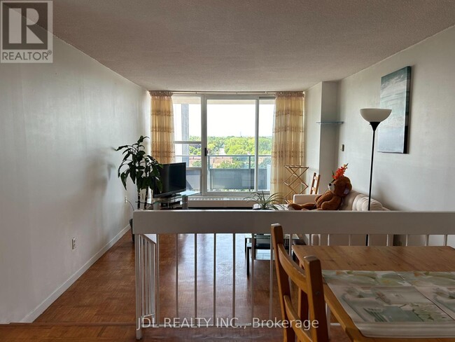 Building Photo - 4091-4091 Sheppard Ave E