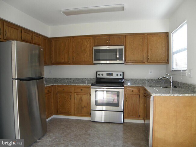 Foto del edificio - 9520 Clocktower Ln