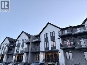 Building Photo - 405 Myers Rd