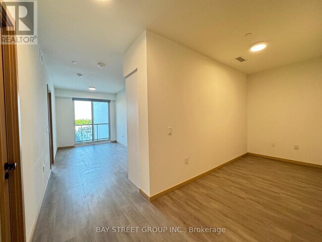 Building Photo - 3429-3429 Sheppard Ave E