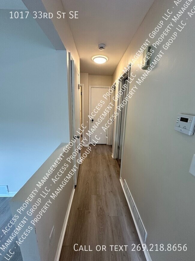 Foto del edificio - 1017 33rd St SE