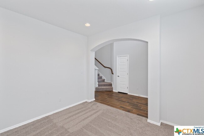 Foto del edificio - 405 Blue Oak Blvd