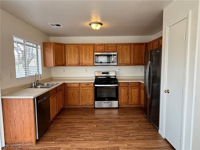 Foto del edificio - 4508 Pacific Sun Ave