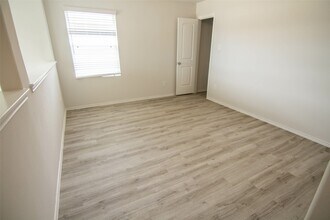 Building Photo - 5419 Gouldburn River Dr