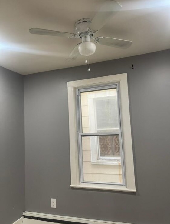 Primary Photo - 28 Lincoln Pl