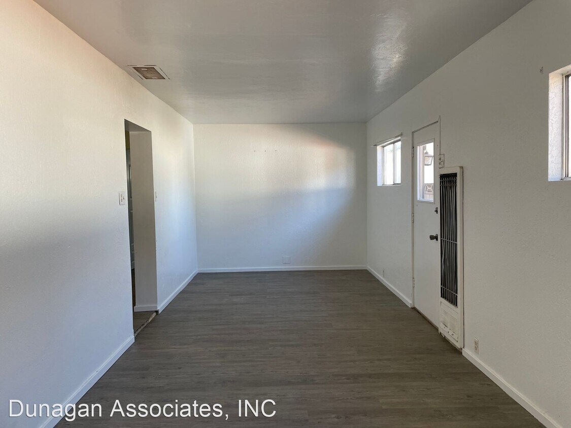 Foto principal - 3 br, 2 bath House - 1013 N. Pate Unit B