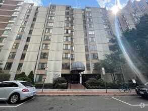 Building Photo - 1440 N St NW