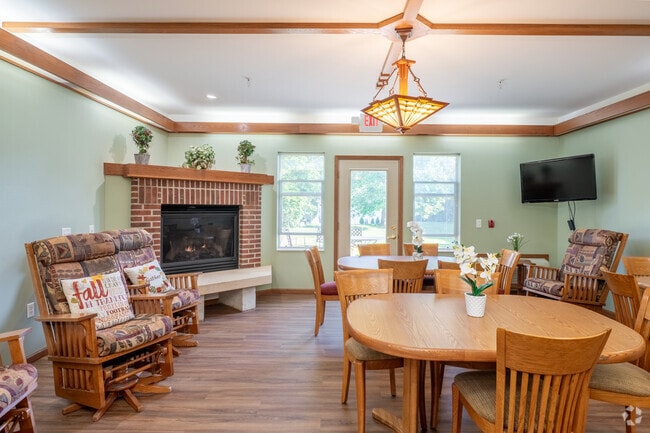 Lounge - Cannery Row Apartments