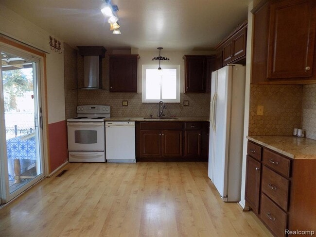 Building Photo - 2553 Koper Dr