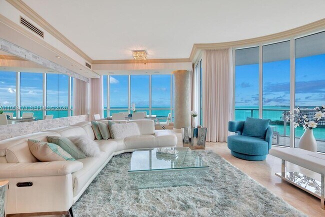 Foto del edificio - 100 South Pointe Dr