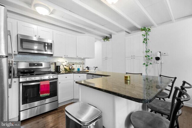 Foto del edificio - 530 Bainbridge St