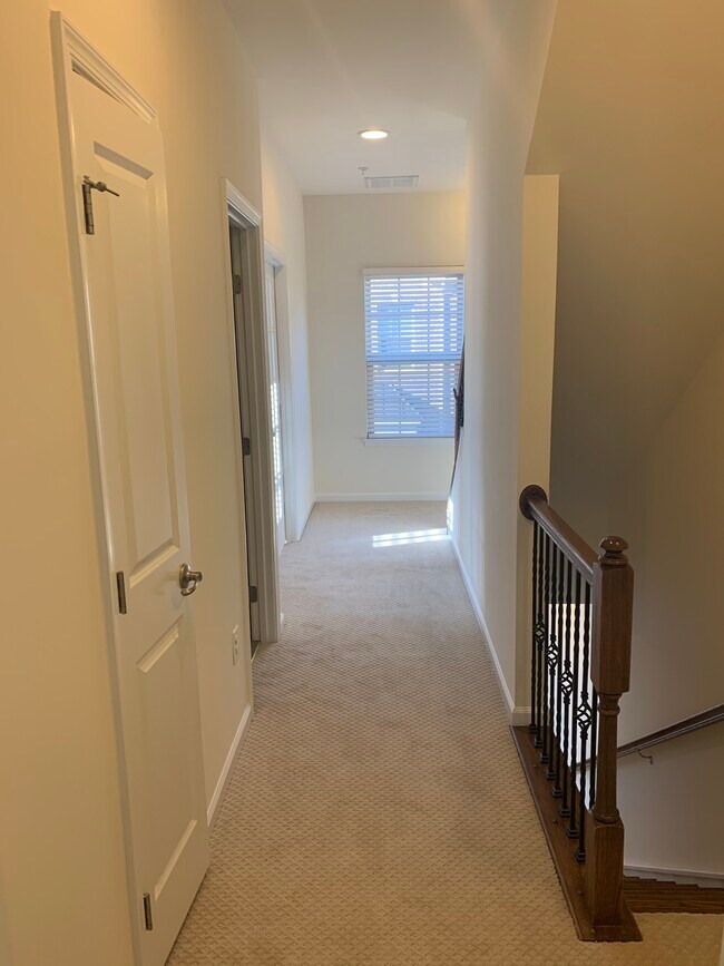 Building Photo - 1017 McDonogh St