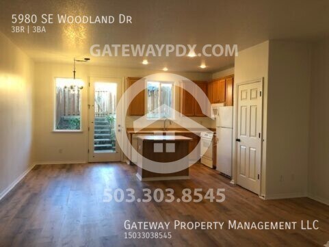 Foto del edificio - 5980 SE Woodland Dr