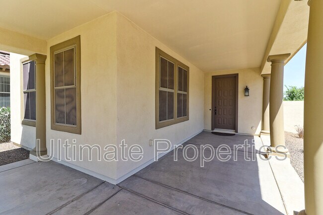Building Photo - 15426 W Dahlia Dr