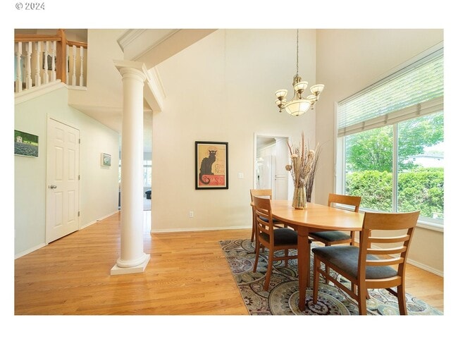 Building Photo - Spacious 4 bed, 3 bath Home in Bethany! Co...