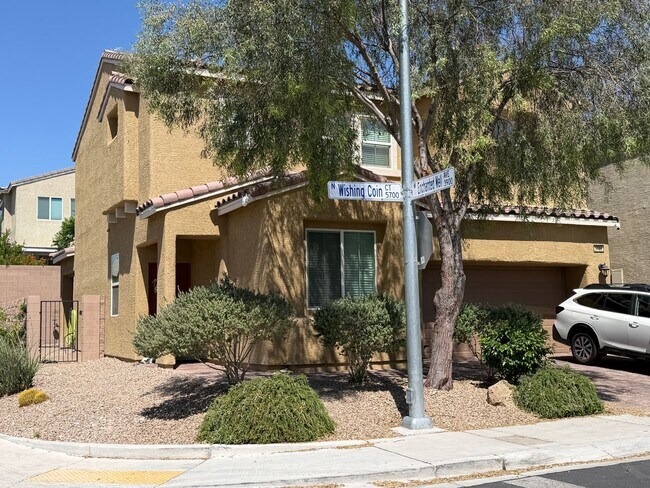 Foto del edificio - Welcome to this beautifully maintained 4-bedroom, 3-bath home in the gated Ann & Willis community.