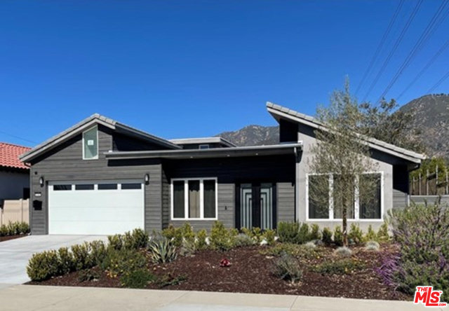 Foto principal - 3147 E Sierra Madre Blvd