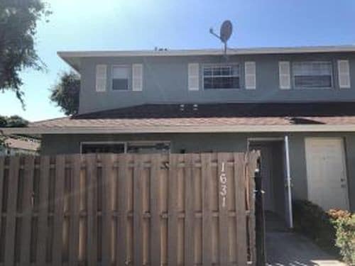Primary Photo - 1631 Cypress Way E