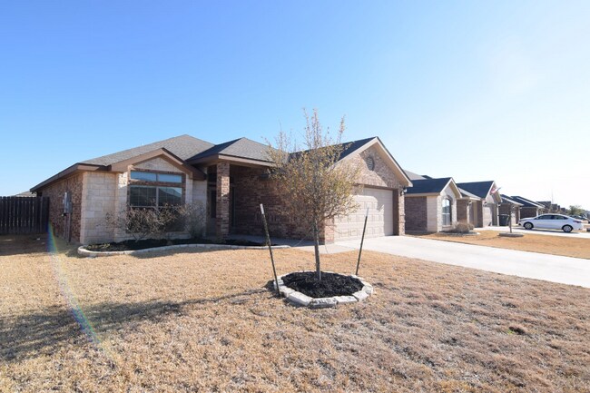 Building Photo - 3511 Breeder Ln
