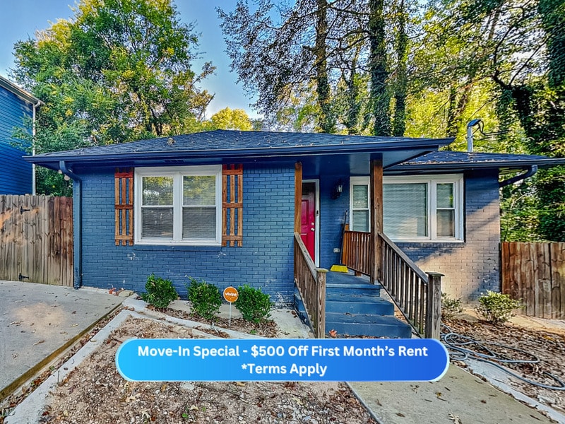 Photo - 2875 3rd Ave SW