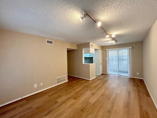 Foto del edificio - 3902 Mandell St