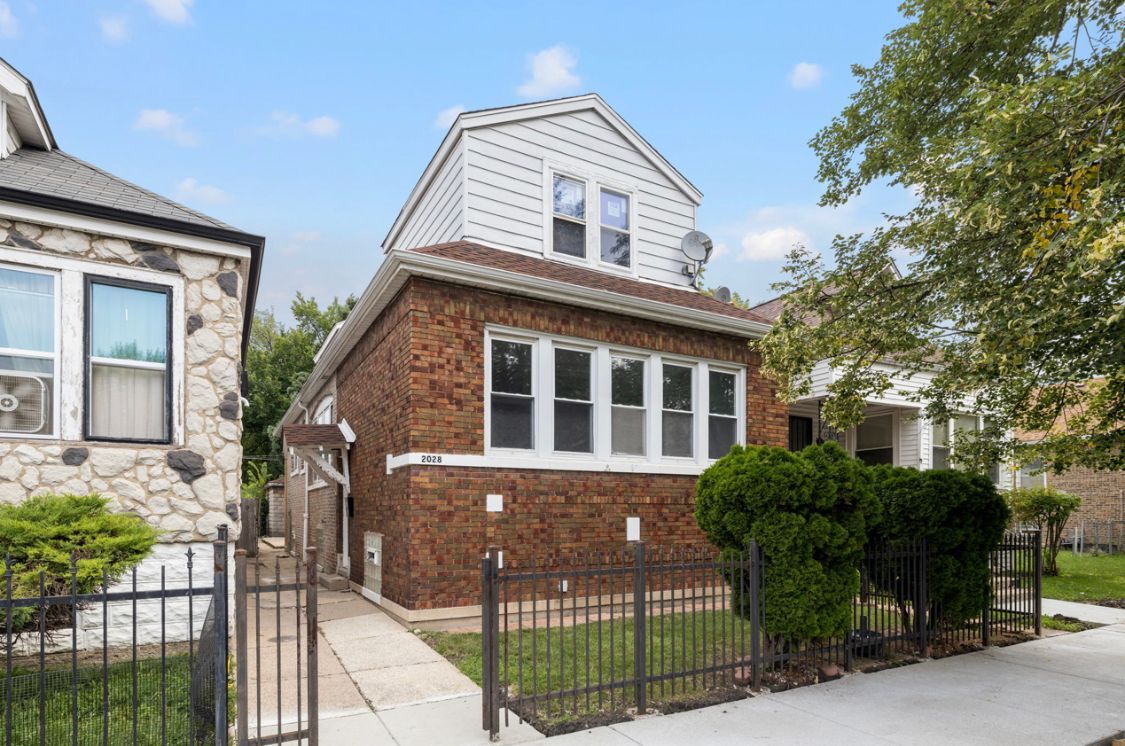 2028 W 67th Pl, Chicago, IL 60636 House Rental in Chicago, IL