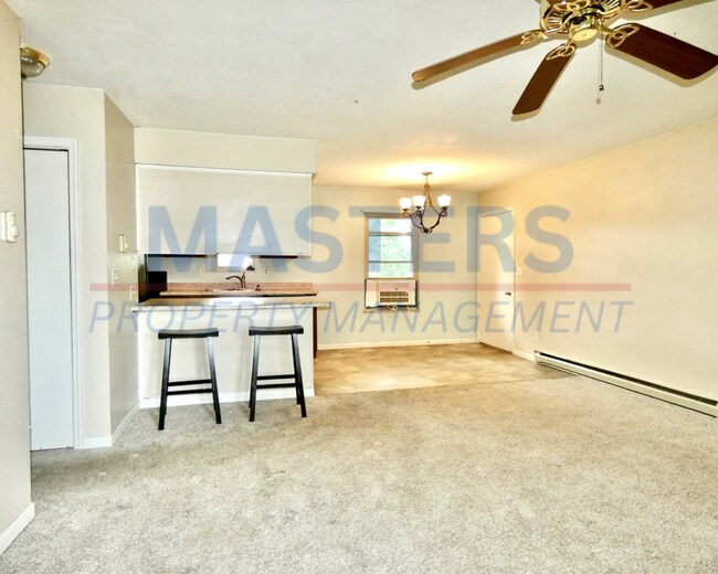 Building Photo - 3 Bedroom House