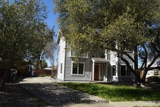 Building Photo - 3430 Rachel Ct